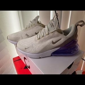 Women’s AirMax 270 size 8